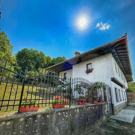 старият дюкянь * Elena