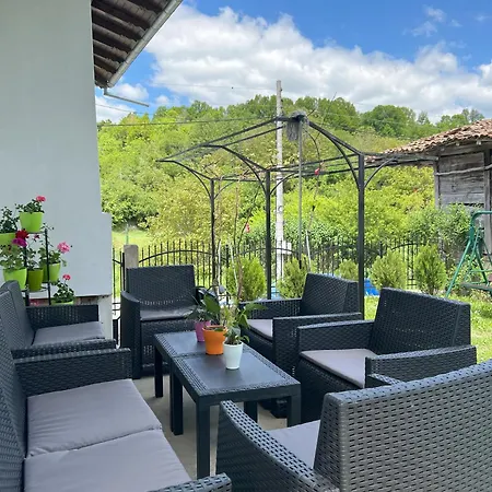 старият дюкянь Villa *