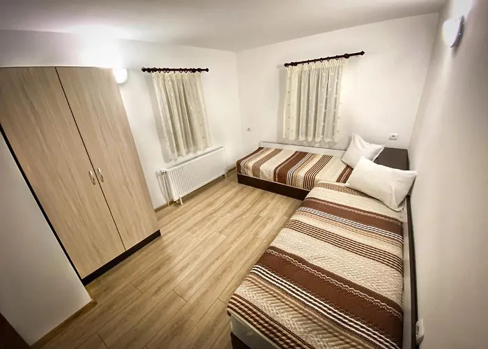 старият дюкянь Villa