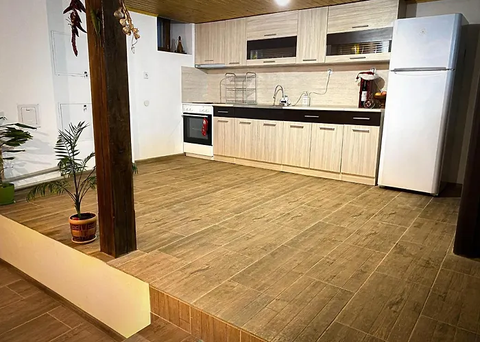 старият дюкянь Villa